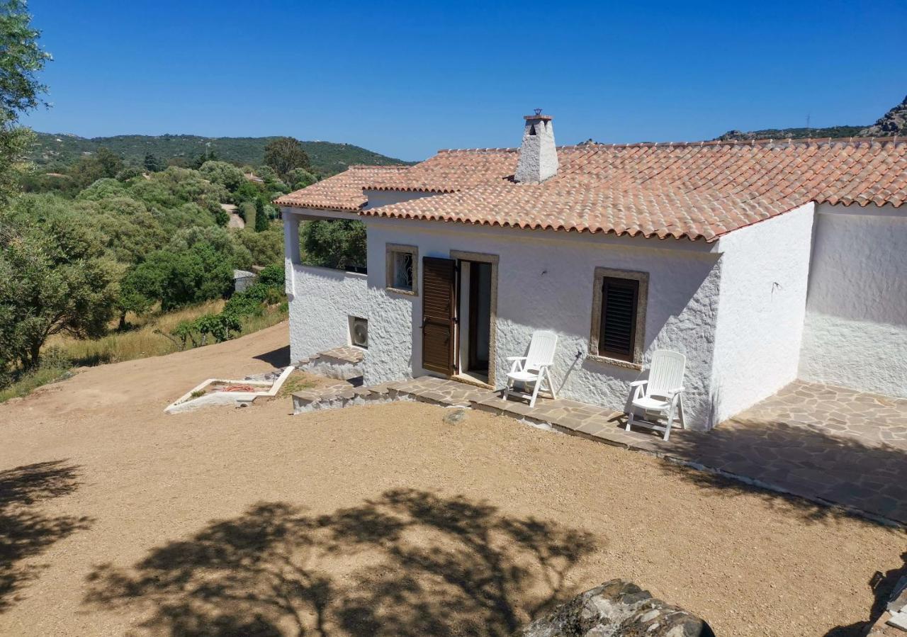 Casa Aurora Villa San Pantaleo Dış mekan fotoğraf
