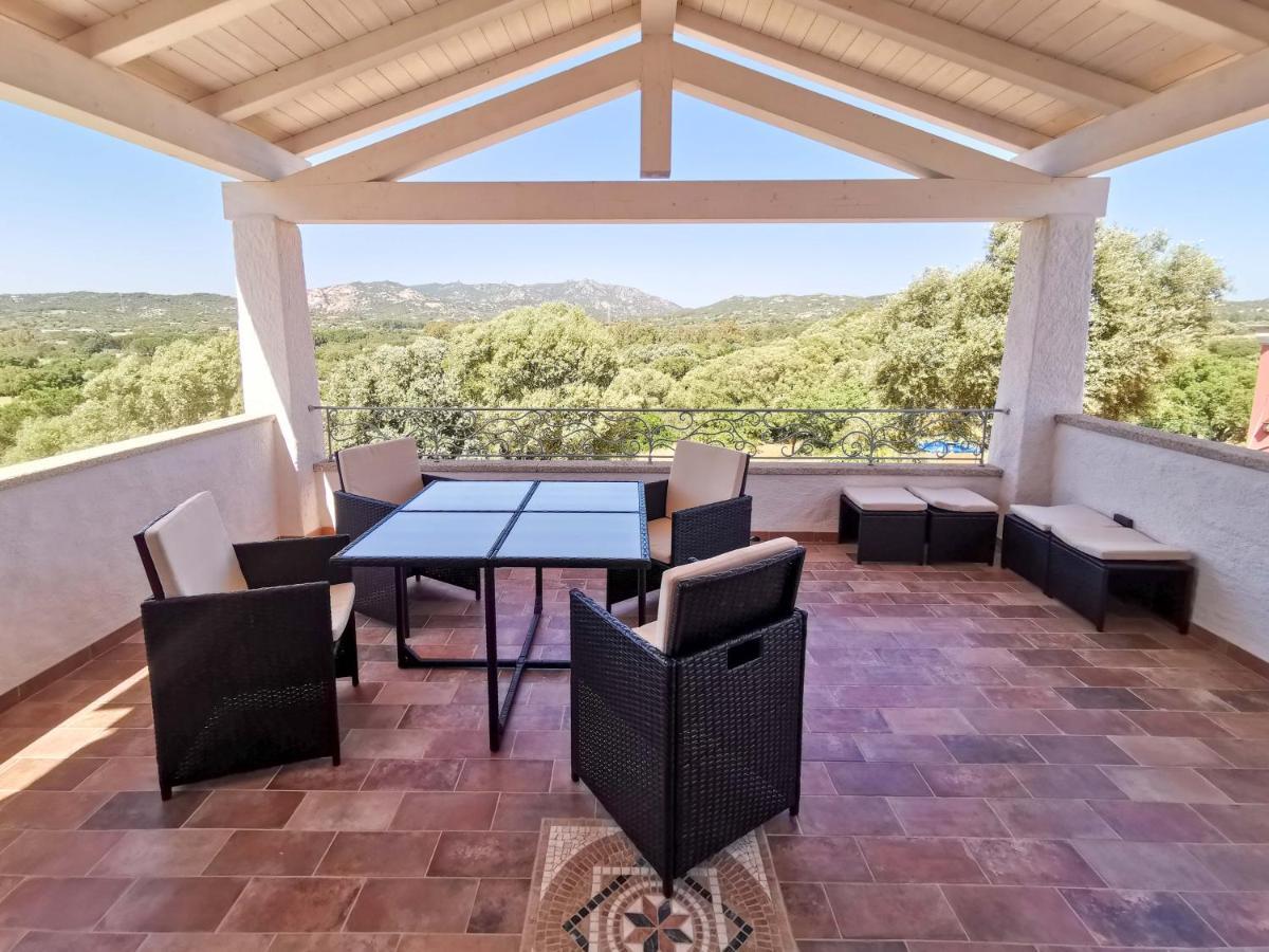 Casa Aurora Villa San Pantaleo Dış mekan fotoğraf